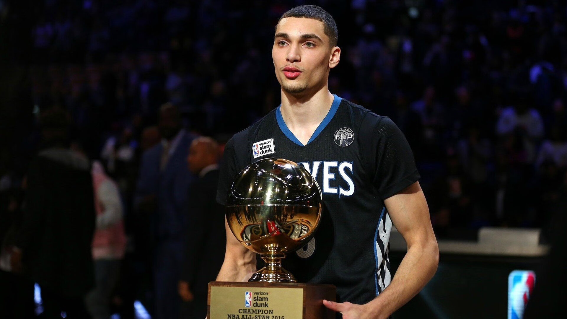 逆境中的奇迹：弱旅绝地反击的经典案例，逆境是弱者的无底深渊